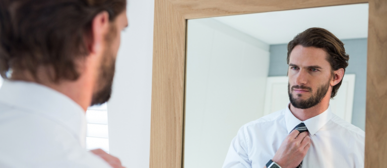 Salesman Dress Tips Feature Image